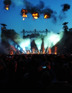 Muse на живо в Лондон - концерт за премиерата на World War Z  - 12