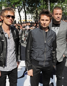 Muse на живо в Лондон - концерт за премиерата на World War Z  - 16