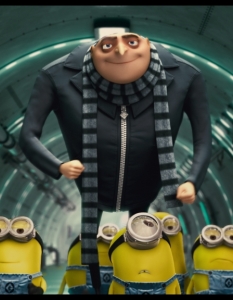 Gru - Despicable MeАбсолютният любимец сред анимационните злодеи е Гру от Despicable Me (Аз, проклетникът). Макар че е професионален злодей и искаше да открадне луната, той всъщност съвсем не е лош. Освен това е много забавен и може да бъде дори мил. Особено когато някое дете му влезе под кожата. Гру е озвучен от комика Стив Карел (Steve Carell). 