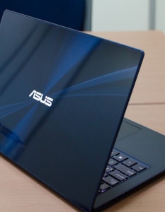 Asus Zenbook Infinity - 3