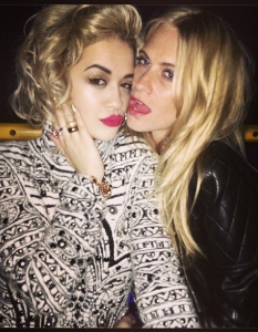 Топ 25 най-щури и провокативни Instagram снимки на Rita Ora - 10