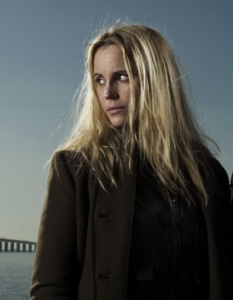 The BridgeПоредното интересно предстоящо заглавие е полицейският сериал The Bridge на FX, който стартира на 10 юли. Главните роли са поверени на Даян Крюгер (Diane Kruger) и Демиан Бичир (Demián Bichir).