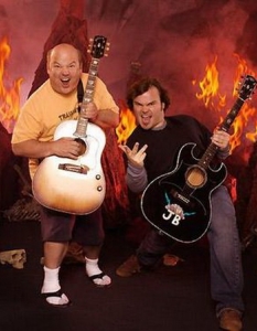 Tenacious D във филма Bio-Dome (1996)Това е първата поява на Джак Блек (Jack Black) и Кайл Гас (Kyle Gass) като Tenacious D във филм. След "Биосфера" те пробиват както в киното, така и в музиката. 
