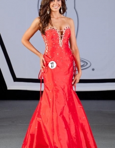 Ерин Брейди - Miss USA 2013, Miss Connecticut USA 2013 - 14