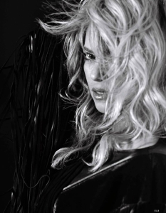 Шакира за Elle US, юли 2013 - 5