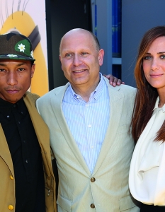 Pharrell Williams, Kristen Wiig и продуцентът Christopher Meledandri