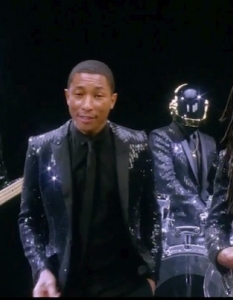 Daft Punk feat. Pharrell Williams & Nile Rodgers – Get Luckyот албум: Random Access Memories
