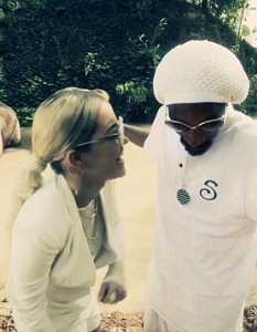 Rita Ora & Snoop Dogg - Torn Apart (Behind-the-scene) - 7