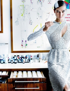 Карли Клос за Vogue US, юли 2013 - 1