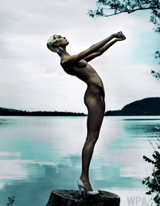 Карли Клос за Vogue US, юли 2013 - 4