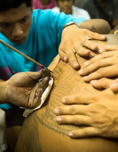 Фестивал на татуировките в манастира Банг Пхра в Након Патом, Тайланд, 2013 г.  - 19