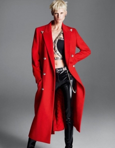 Кейт Мос и Саския де Браув представят: Versace есен-зима 2013 - 18