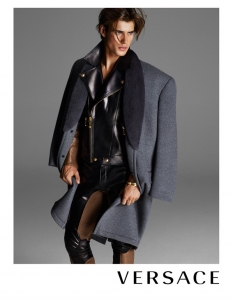 Кейт Мос и Саския де Браув представят: Versace есен-зима 2013 - 2
