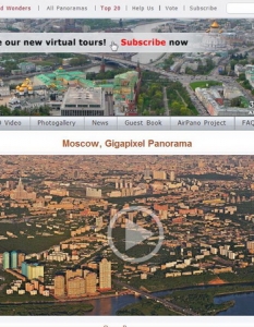 Москва като една човешка длан
Заснета от повече от 1000 метра височина, тази впечатляваща въздушна панорама на руската столица е дело на компанията AirPano. Тя е специализирана в заснемането на панорамни, 360-градусови гигапикселови фотографии на големи градски зони и на сайта й ще откриете подобни панорами от редица световноизвестни градове като Ню Йорк, Сидни, Куала Лумпур, Лас Вегас и много други.Вижте я тук>>