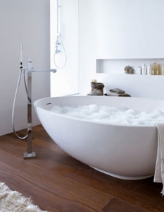 Топ 20 свръхлуксозни и футуристични бани с вани - 16