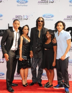 Snoop Dogg със семейството си