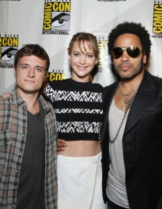 Актьорите от The Hunger Games; Catching Fire на Comic-Con: San Diego 2013 - 6