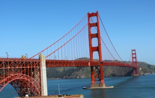 Golden Gate Bridge - гледки към прочутия висящ мост от различни перспективи