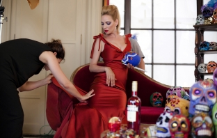 Ума Търман в Campari Calendar 2014 (behind-the-scene)