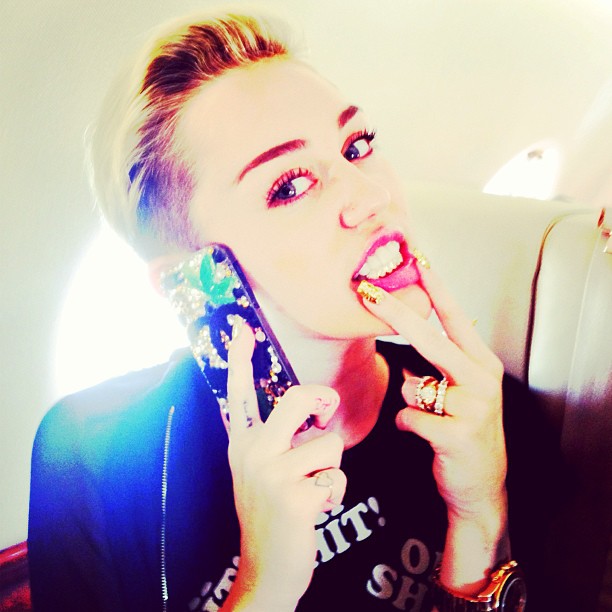 Майли отблизо: Топ 20 Instagram снимки на Miley Cyrus