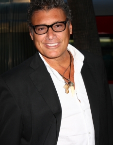 Steven Bauer