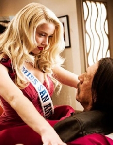  Machete Kills  - 7