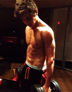 Austin Mahone, 16 май 2013