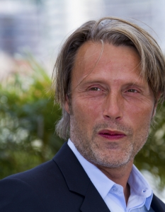 Mads Mikkelsen - 10