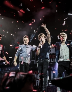 One Direction: This is Us - 6