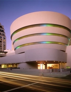 The Guggenheim Museum, Ню Йорк: Архитект: Frank Lloyd Wright