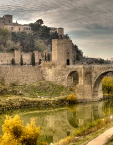 Моста над р. Тахо в Толедо, Испания