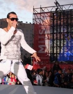 Ice Cream на Coca-Cola Happy Energy Tour 2013 в София - 5