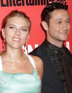 Scarlett Johansson, Joseph Gordon Levitt