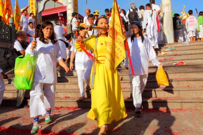 Phuket Vegetarian Festival 2013 (не се препоръчва за чувствителни хора)