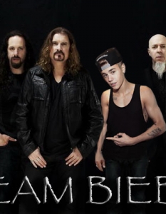 Justin Bieber и Dream TheaterБезкрайно невъзможна комбинация. Би било нелепо идолът на милиони тийнейджърки да бъде в една група с членовете на една от най-великите прогресив рок банди. Ако това някога стане реалност, ще отприщи вълна от нов тип фенове - Dream Beliebers.