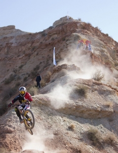 Най-зрелищните моменти от Red Bull Rampage 2013 - 9