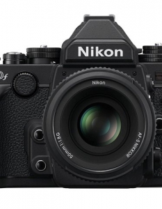 Nikon DF - 1