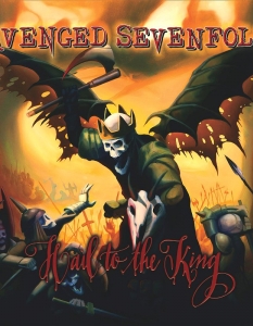 34. Avenged Sevenfold - Hail to the KingВероятно най-популярната модерна хеви метъл банда изкара албум, който мнозина нападнаха заради ушевадните прилики с Metallica. Това обаче едва ли притеснява особено Avenged Sevenfold, които изглежда са напипали своя ритъм, превърнал ги в рок звезди.
