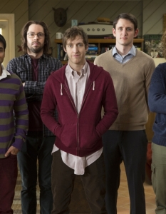 Silicon Valley
Комедийният сериал Silicon Valley на HBO е забавен поглед към живота на група програмисти, а главните роли са поверени на Ти Джей Милър (T. J. Miller), Зак Уудс (Zach Woods) и Мартин Стар (Martin Starr).