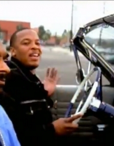 Dr. Dre feat. Snoop Dogg - Still D.R.E.
