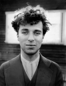 Чарли Чаплин на 27 години, 1916 година. 
