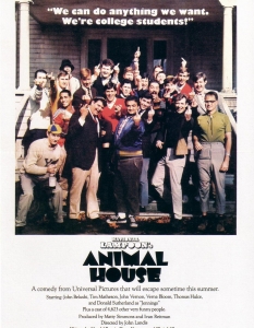 Animal House
Преди да има American Pie (Американски пай) и Scary Movie (Страшен филм), комедийният жанр беше управляван от Animal House и героя на Джон Белуши - Блуто.
Филмът може да е вулгарен, може да няма граници, но такива нямат и колежаните. Дори тези от 60-те и 70-те години на миналия век. 
