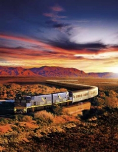 The Ghan от Adelaide до Darwin – Австралия
Целият маршрут се равнява на почти 3000 км – без съмнение, звучи обещаващо. Особено като се има предвид фактът, че панорамните гледки не спират по време на цялото пътуване!
 