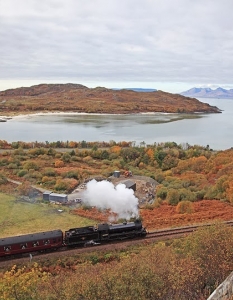 The Scottish Highlands - Шотландия
Регионът е известен с богатата си история, а гледката определено е една от онези, които спират дъха.
 