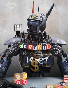 Чапи (Chappie)
Най-новият робот в класацията е Чапи - едно дете в тяло на машина, която попада в неподходящи ръце. 
Живот на героя вдъхва африканският актьор Шарлто Копли, който само с гласа си успява да ни убеди, че пред нас стои един наистина специален робот, макар и от не особено специален филм...