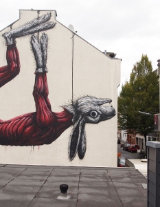 38 въздействащи произведения на уличното изкуство, които крещят неудобната истина - 13