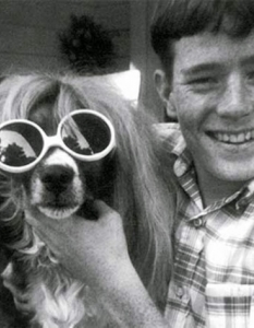14-годишният Брайън Кренстън с кучето си Лейди