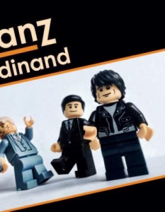 32 култови и хитови банди, пресъздадени от Lego - 7