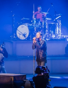 OneRepublic в Арена Армеец (2 юни 2015) - 12