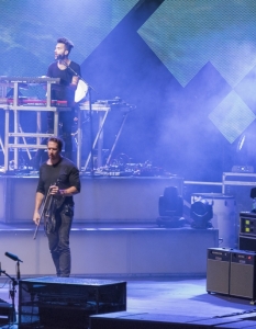 OneRepublic в Арена Армеец (2 юни 2015) - 15